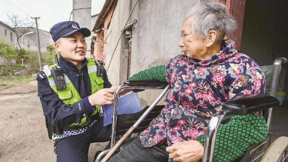 2016年度警民共融暖心瞬间集锦